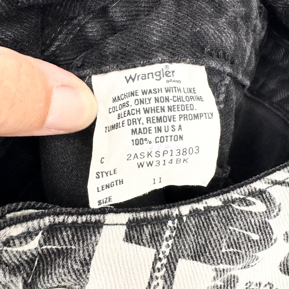 Wrangler Vintage 80s Printed Short Overalls Made in USA Retro Black Sz 11  Artsy - Picture 9 of 9